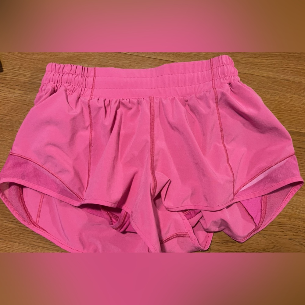 sonic pink lulu shorts size 4 or 6
